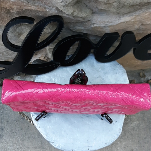 SONDRA ROBERTS FUCHSIA SHOULDER BAG - Picture 7 of 7